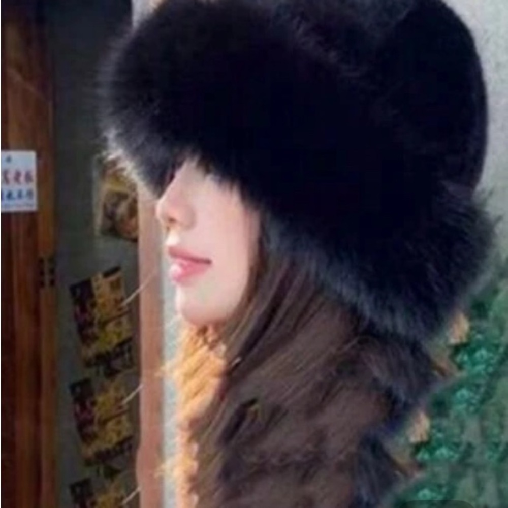 Luxurious Black Fur Hat